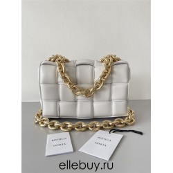 BOTTEGA VENETA Cassette Chain Padded Cassette White Gold Buckle Medium 26 Size: 26x18x6cm Full Leather