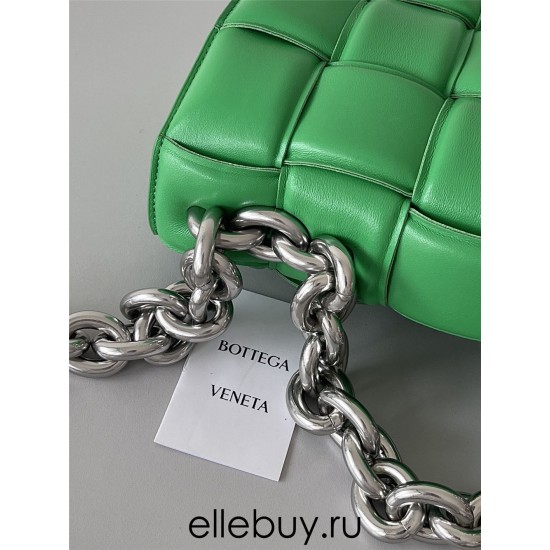 BOTTEGA VENETA Cassette Chain Padded Cassette Green Silver Buckle Medium 26 Size: 26x18x6cm Full Leather