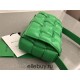 BOTTEGA VENETA Cassette 19 Medium Green 19x12x5cm Full Leather