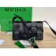 BOTTEGA VENETA Cassette 23 Medium Black Green Clasp 23x15x5cm Full Leather