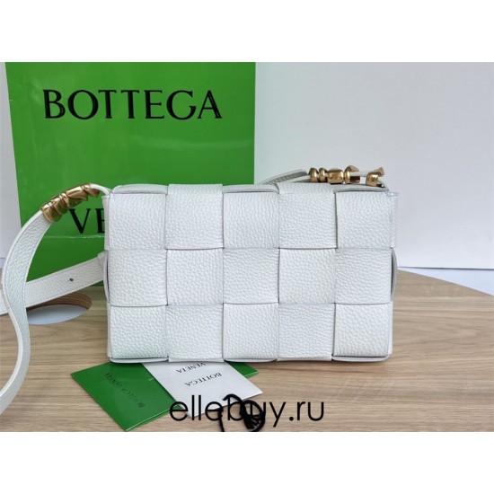 BOTTEGA VENETA Cassette 23 Medium White with Metal 23x15x5cm Full Leather