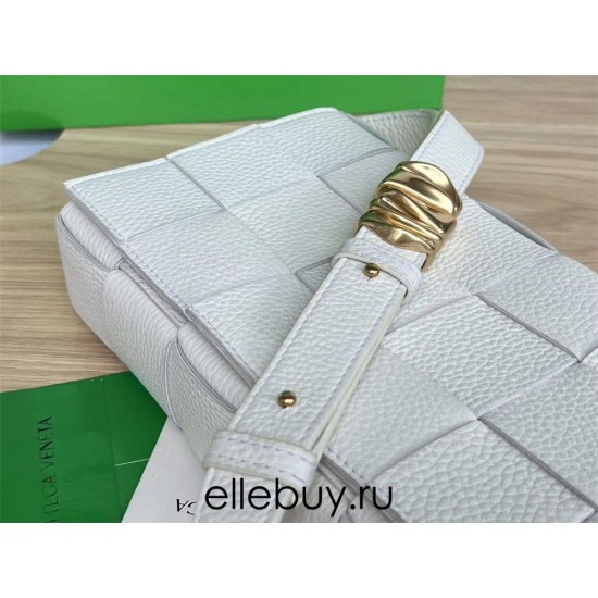 BOTTEGA VENETA Cassette 23 Medium White with Metal 23x15x5cm Full Leather