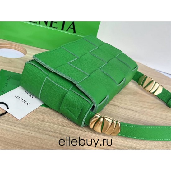 BOTTEGA VENETA Cassette 23 Medium Green with Metal 23x15x5cm Full Leather