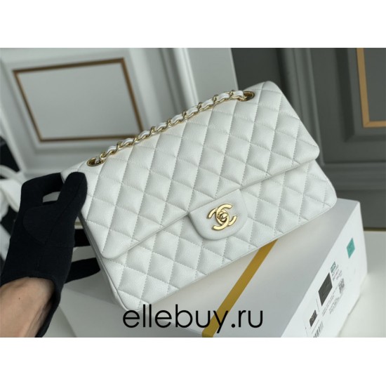 Chanel Classic Flap bag Medium 25 White with gold hardware, Caviar leather, Hass Factory leather, seamless.