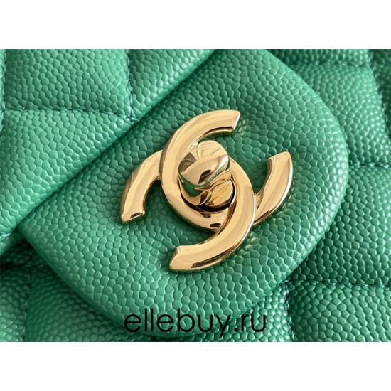 Chanel Classic Flap bag Medium 25 Green with champagne gold hardware, Caviar leather, Hass Factory leather, seamless.