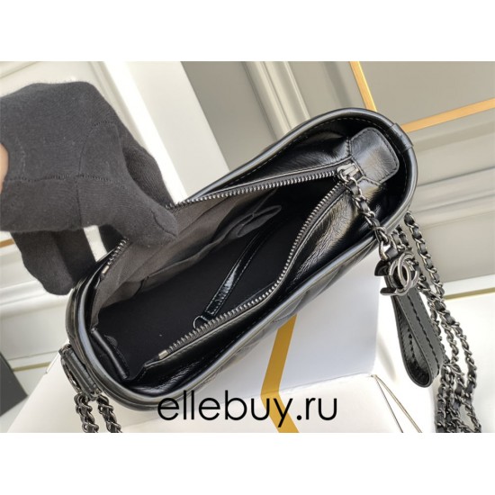 Chanel Gabrielle Hobo Black with Silver Hardware V Pattern Lamb Leather Hass Factory leather 15x20x8cm