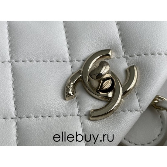 Chanel 22A Duma Backpack White Champagne Gold Hardware Small Size Lambskin Leather Hass Factory leather 18x18x12cm