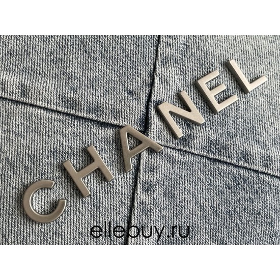 Chanel 23C 22 Bag, small size, denim fabric, silver-tone hardware, 35x37x7cm