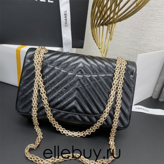 Chanel Classic Flap Bag in 2.55 V-Pattern So Black, Medium 24, Black, Gold Hardware, Lambskin Leather, Padded Leather, Hass Factory Leather, Dimensions: 24cm.