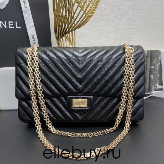 Chanel Classic Flap Bag in 2.55 V-Pattern So Black, Large 28, Black, Gold Hardware, Lambskin Leather, Padded Leather, Hass Factory Leather, Dimensions: 28cm.