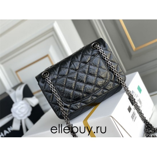 Chanel Classic Flap Bag in 2.55 Diamond Pattern So Black, Small 20, All Black, Lambskin Leather, Padded Leather, Hass Factory Leather, Dimensions: 20x16x6cm.