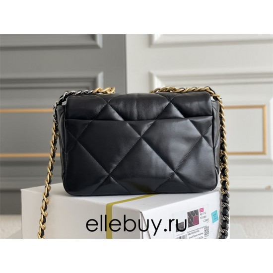 Chanel 2021-2022 Chanel 19 Bag, Small 26cm, Lambskin Leather, Black, Gold Hardware, Hass Factory Leather, Dimensions: 16x26x9cm.