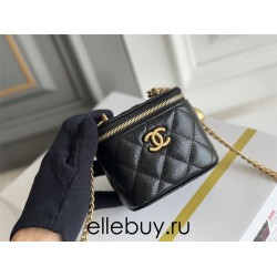 Chanel Vanity Case with Lipstick Holder, Gold Hardware, Heart-Shaped, Gold Ball, Black with Gold Hardware, Mini 11, Lambskin Leather, Hass Factory Leather, Dimensions: 9x11x7cm.