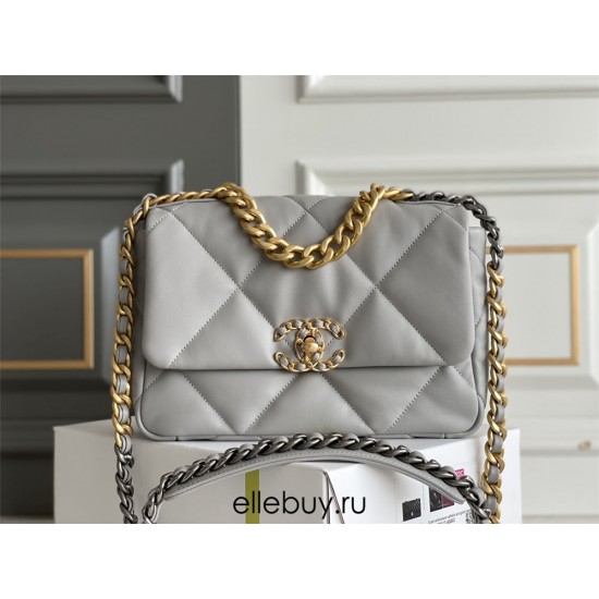 Chanel 19 Bag in Gray with Gold Hardware, Small 26, Lambskin Leather, Hass Factory Leather, 26x16x9cm.