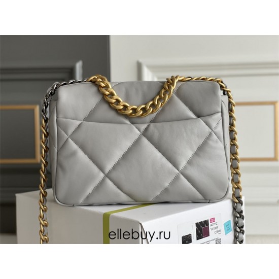 Chanel 19 Bag in Gray with Gold Hardware, Small 26, Lambskin Leather, Hass Factory Leather, 26x16x9cm.