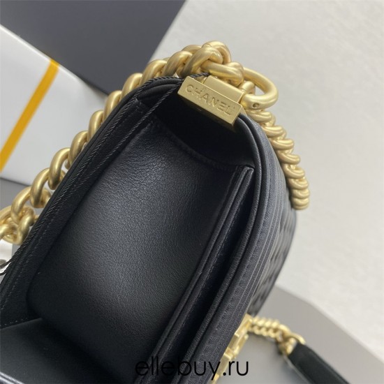 Chanel Le Boy Bag, Small 20, Calfskin Leather, Black with Gold Hardware, 20cm.