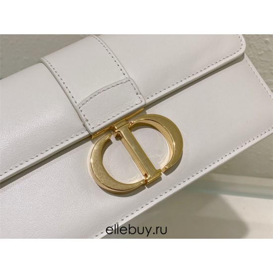 Dior 30 Montaigne East-West Small 21.5 White Smooth Calfskin Small Style Model: 9011S Size: 21.5 x 12 x 6 cm