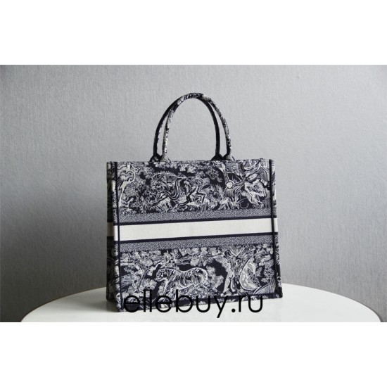 Dior Book Tote, Classic Zoo Oblique Embroidery, Large 42, Size: 42x35x18cm