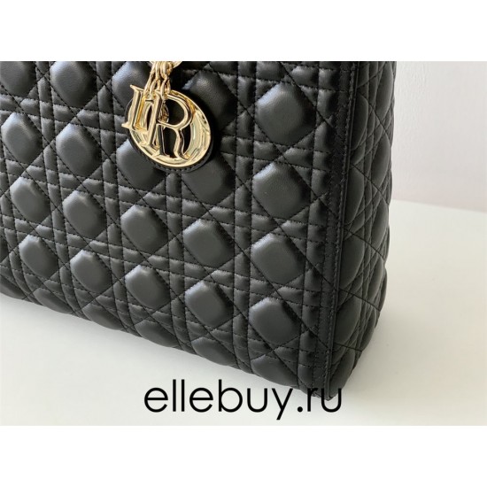 Lady Dior Bag, 7-Compartment, Black Lambskin, Gold Hardware, Sheepskin Material, Size: 32x25x11cm