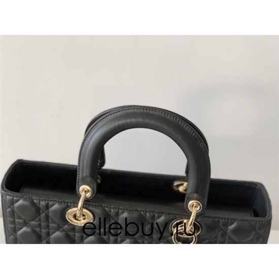 Lady Dior Bag, 7-Compartment, Black Lambskin, Gold Hardware, Sheepskin Material, Size: 32x25x11cm