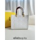 Fendi Sunshine Tote Small 22.5 White 22.5x22.5x12cm