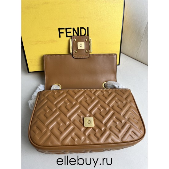 Fendi Baguette Medium 24 Chain Dark Brown All Leather Gold Buckle 24x14.5x7cm 7001