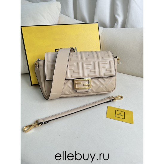 Fendi Baguette Medium 27 Chain Light Apricot All Leather Gold Hardware 27x15x6cm 211