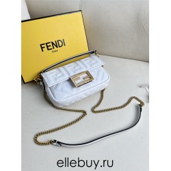 Fendi Baguette Mini 19 Chain White All Leather Gold Buckle 19x11.5x4cm