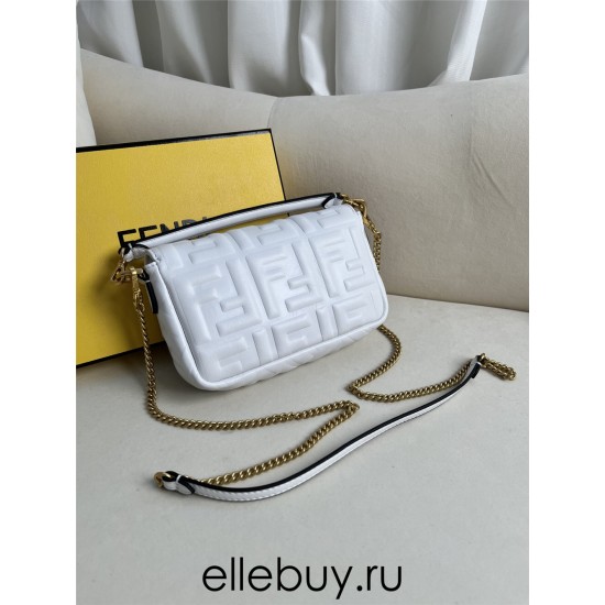 Fendi Baguette Mini 19 Chain White All Leather Gold Buckle 19x11.5x4cm