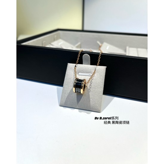 Bvlgari B.ZERO1 Necklace Black ceramic gold (Only 1 pcs for each customer)