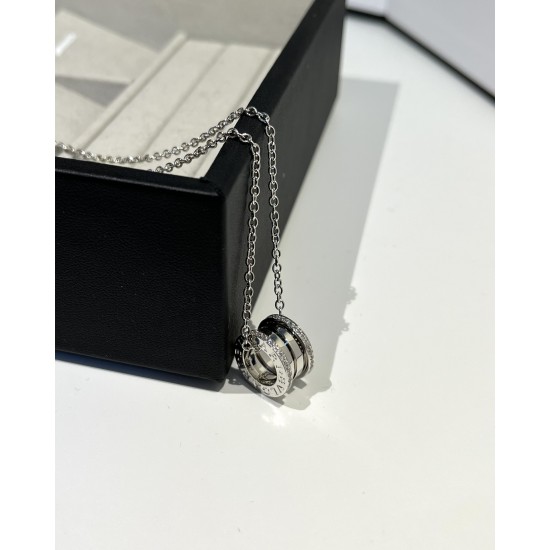 Bvlgari B.ZERO1 Necklace spring silver with side diamonds (Only 1 pcs for each customer)