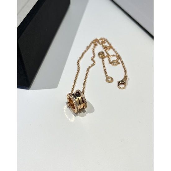 Bvlgari B.ZERO1 Necklace spring gold with side diamonds (Only 1 pcs for each customer)