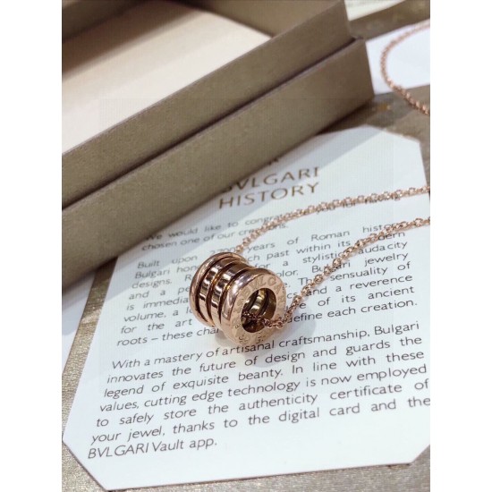 Bvlgari B.ZERO1 Necklace  spring rose gold (Only 1 pcs for each customer)