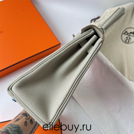 Hermes Hermès Kelly 25cm Togo Ck80 Pearl Grey Waxed Thread Silver Hardware Hand-Stitched