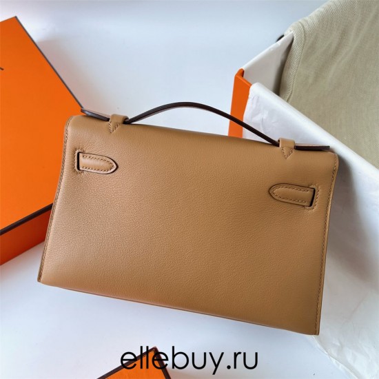 Hermes Hermès Mini Kelly 22cm Swift Imported Plain Leather 0M Milk Tea Color Waxed Thread Gold Hardware Hand-Stitched