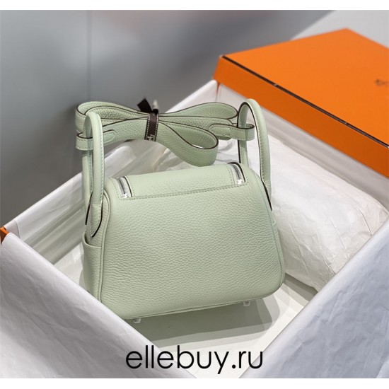 Hermes Hermès Mini Lindy 19 Togo Bubble Color Size: 19.5cm Width 12.5cm Silver Hardware Hand-Stitched