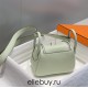 Hermes Hermès Mini Lindy 19 Togo Bubble Color Size: 19.5cm Width 12.5cm Silver Hardware Hand-Stitched