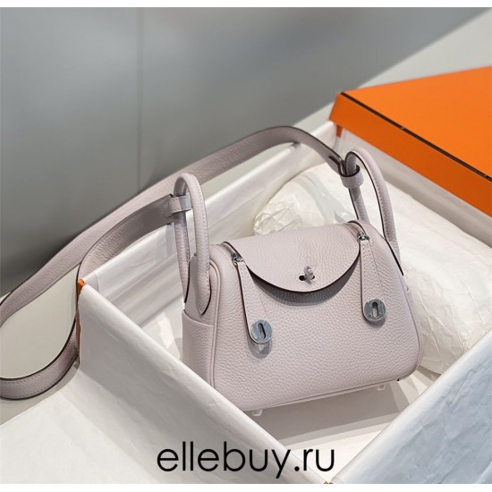 Hermes Hermès Mini Lindy 19 Togo Dreamy Purple Size: 19.5cm Width 12.5cm Silver Hardware Hand-Stitched