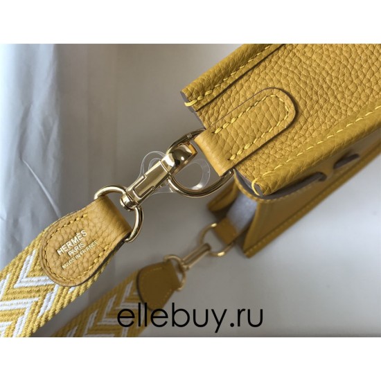 Hermes Hermès Evelyne 18 Togo Yellow Gold Hardware Hand-Stitched