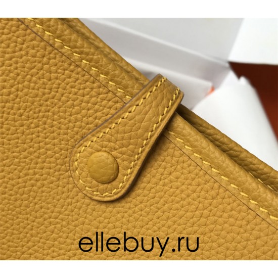 Hermes Hermès Evelyne 18 Togo Yellow Gold Hardware Hand-Stitched