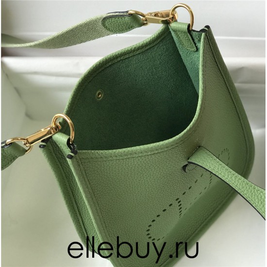 Hermes Hermès Evelyne 18 Togo Green Gold Hardware Hand-Stitched