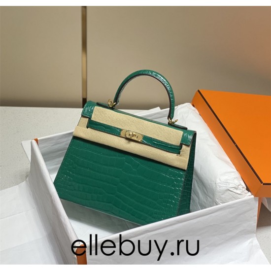 Hermes Hermès Kelly 25 Crocodile Skin Pattern Lambskin Inside Green Gold Hardware Hand-Stitched