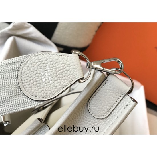 Hermes Hermès Evelyne 29 Togo Light Grey Silver Hardware Hand-Stitched