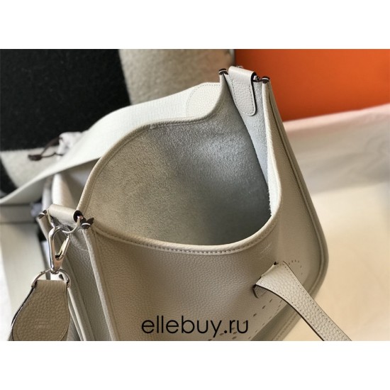 Hermes Hermès Evelyne 29 Togo Light Grey Silver Hardware Hand-Stitched