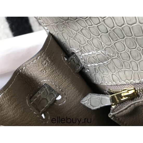 Hermes Hermès Kelly 25 Crocodile Skin Pattern Gold Hardware Grey Hand-Stitched