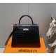 Hermes Hermès Kelly 25 Crocodile Skin Pattern Silver Hardware Black Hand-Stitched