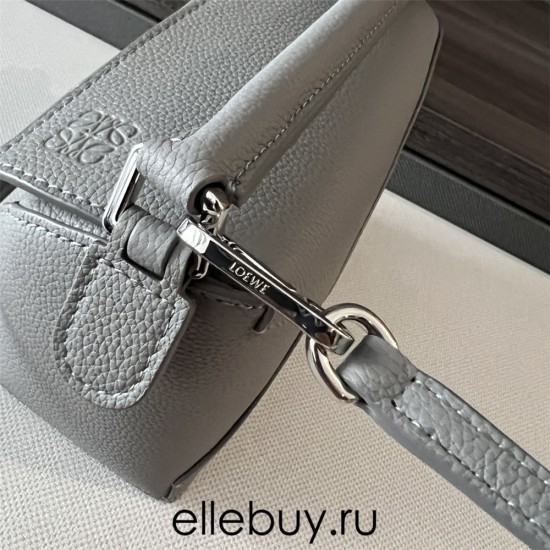 Loewe Puzzle Grey Small 18 Model: L062312, L10173 Size: 18x12.5x8cm