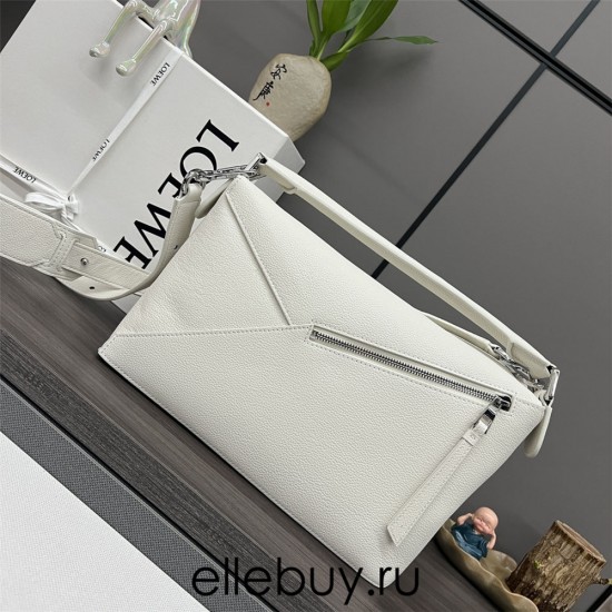 Loewe Puzzle White Large 29 Model: L062329, L10171 Size: 29x19.5x14cm