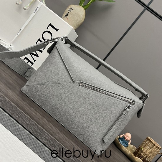 Loewe Puzzle Grey Large 29 Model: L062329, L10171 Size: 29x19.5x14cm