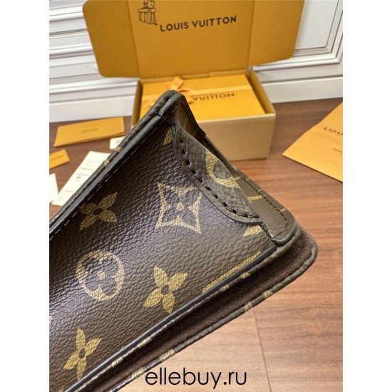 Louis Vuitton Wallet On Chain Lily in Monogram (M82509): 10.7x10.2x3.5cm